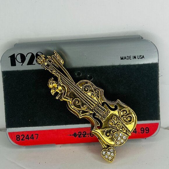 Gold-Toned Violin Brooch by 1928 - Picture 1 of 3